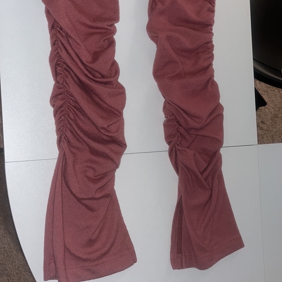 Blush rose pink scrunch flare pants💖 - Picture 5 of 5